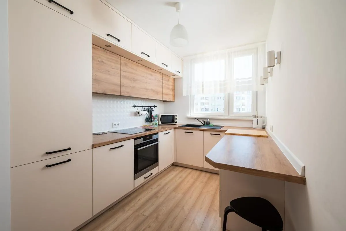 Image 3 of Targówek 3-Bedroom Apartment