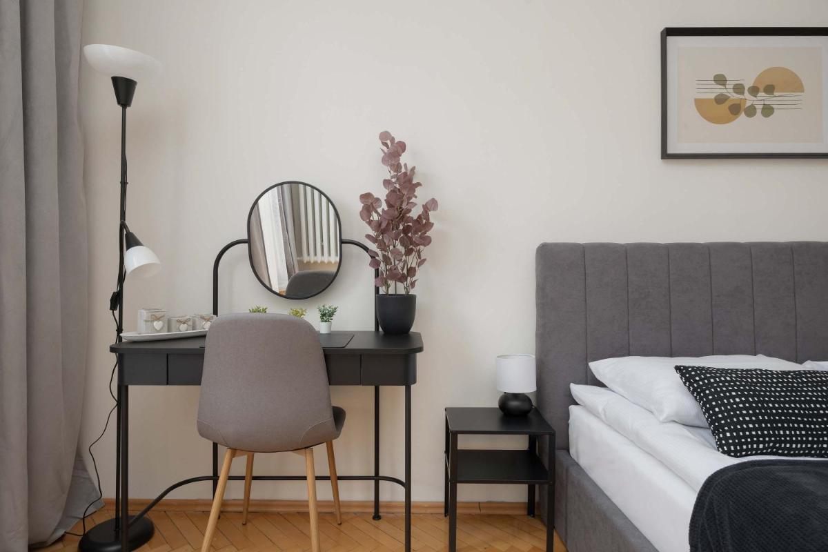 Image 3 of Bright Apartment with Balcony in Warsaw Wola by Noclegi Renters
