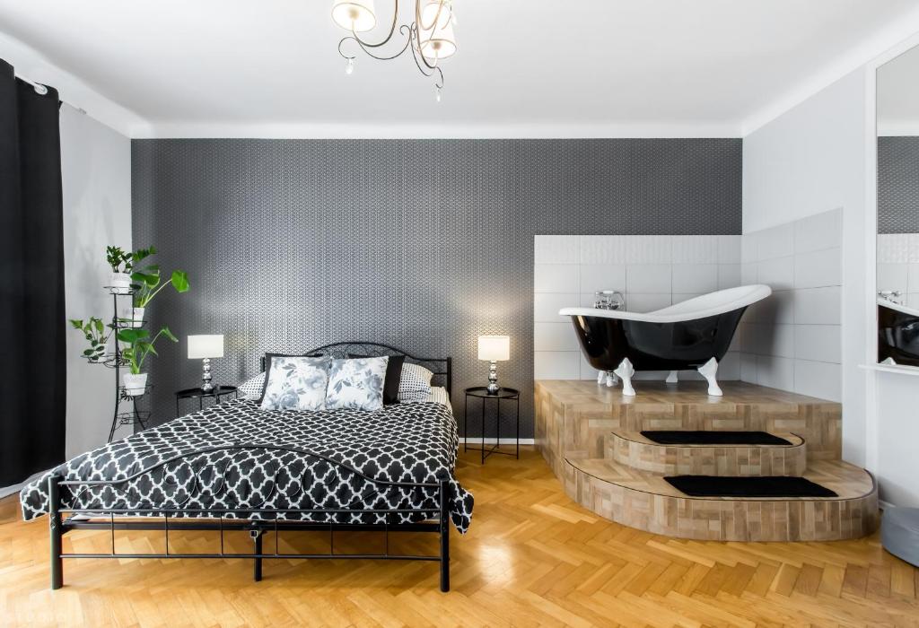 Image of ClickTheFlat Apartment Chmielna 7