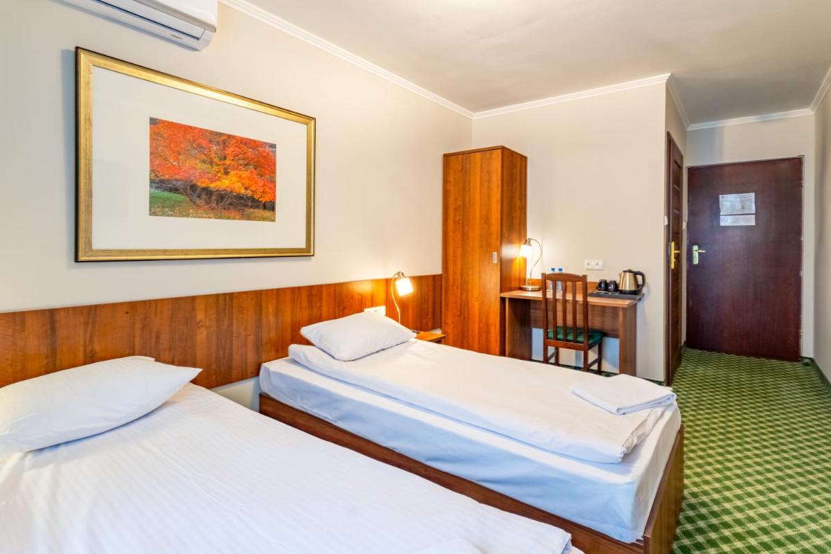 Image 1 of Hit Hotel