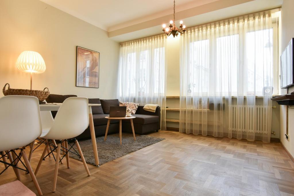 Image of Smulikowskiego 9