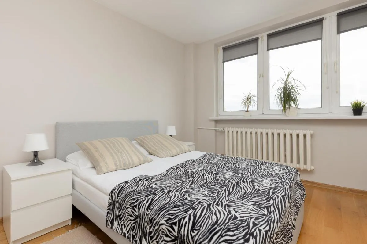 Image 1 of Bright Apartment Bogusławskiego Perfect for Remote Work by Noclegi Renters