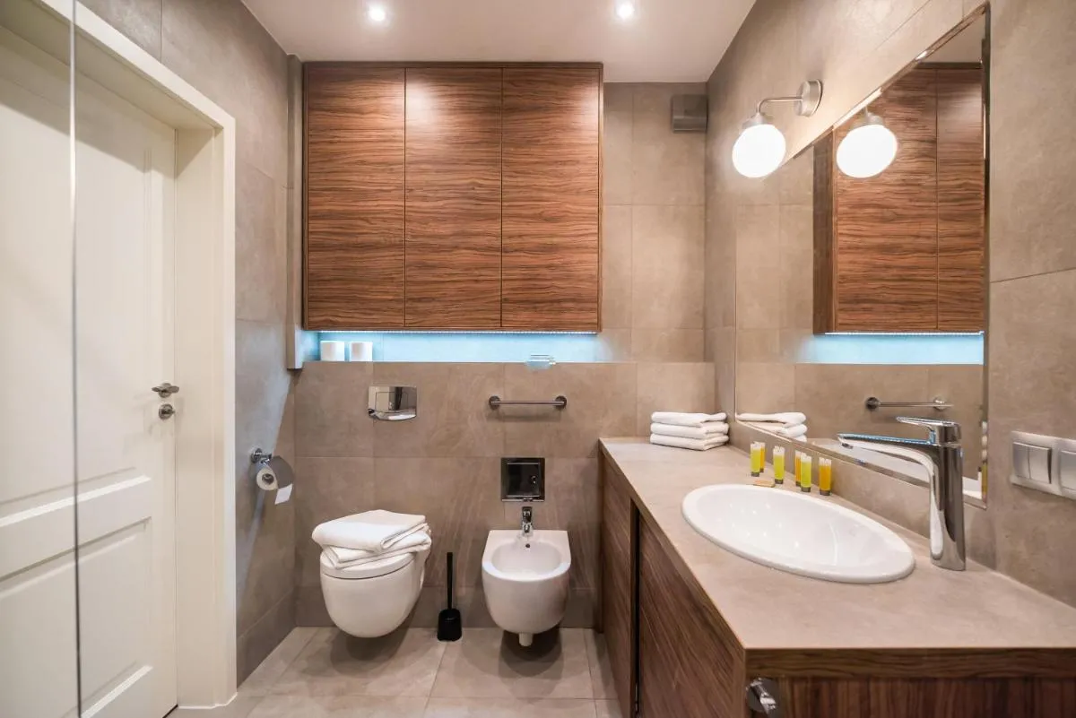 Image 2 of City Centre Luxury Apartment