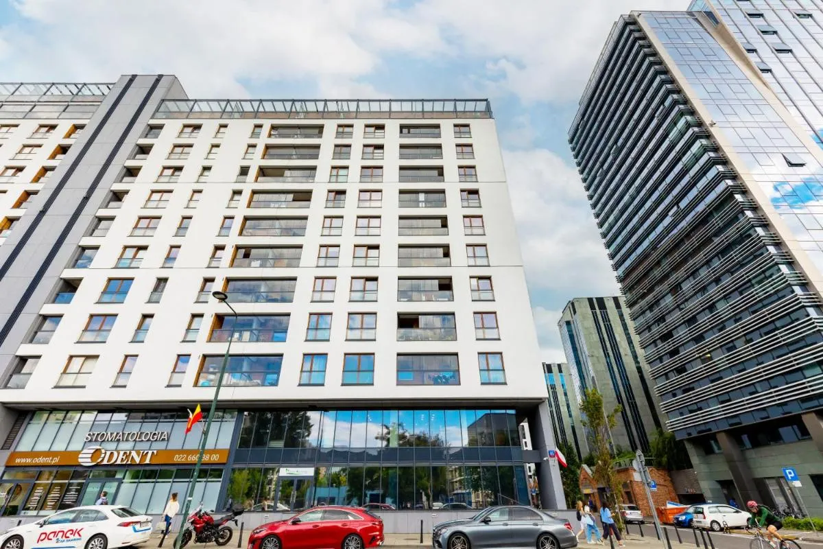Image 3 of Grzybowska Apartment with Air Conditioning & Balcony Warsaw by Renters Prestige