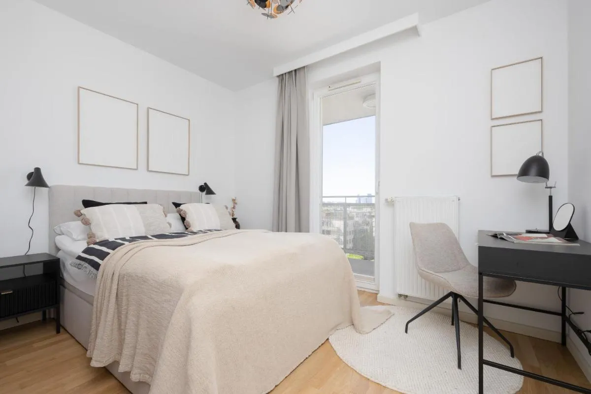 Image 2 of Luxury Four Bedroom Apartment with Parking & Balcony in Mokotów by Renters Prestige