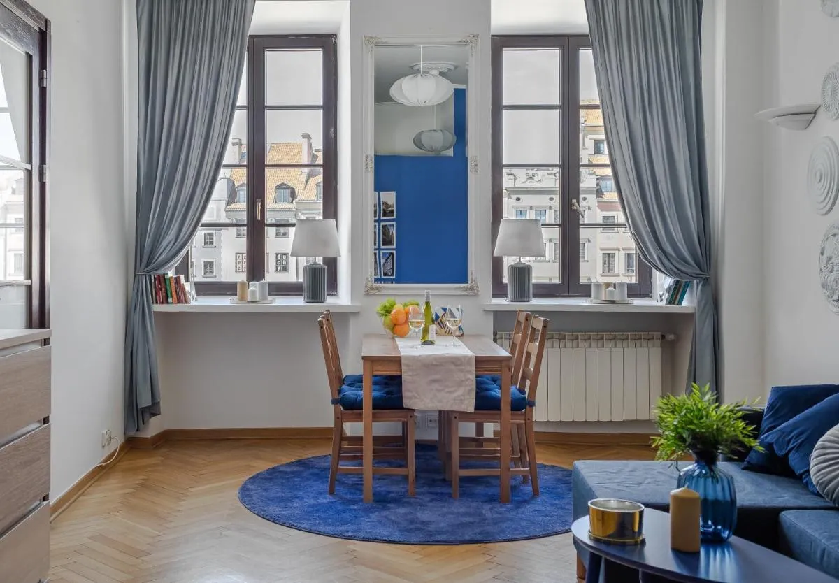 Image 3 of Old Town Home – Premium Apartment