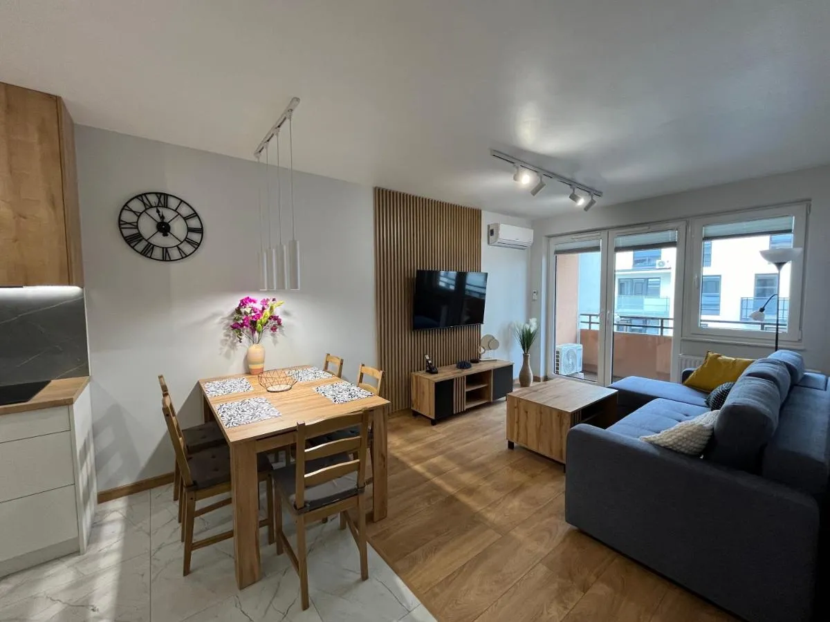 Image 2 of Apartament 45