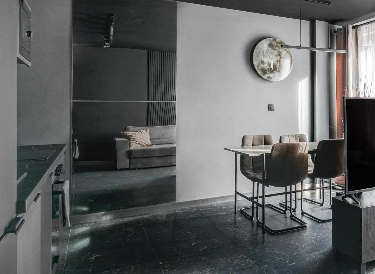 Image 6 of BLACKNIGHT Apartment – Self Check-In 24h