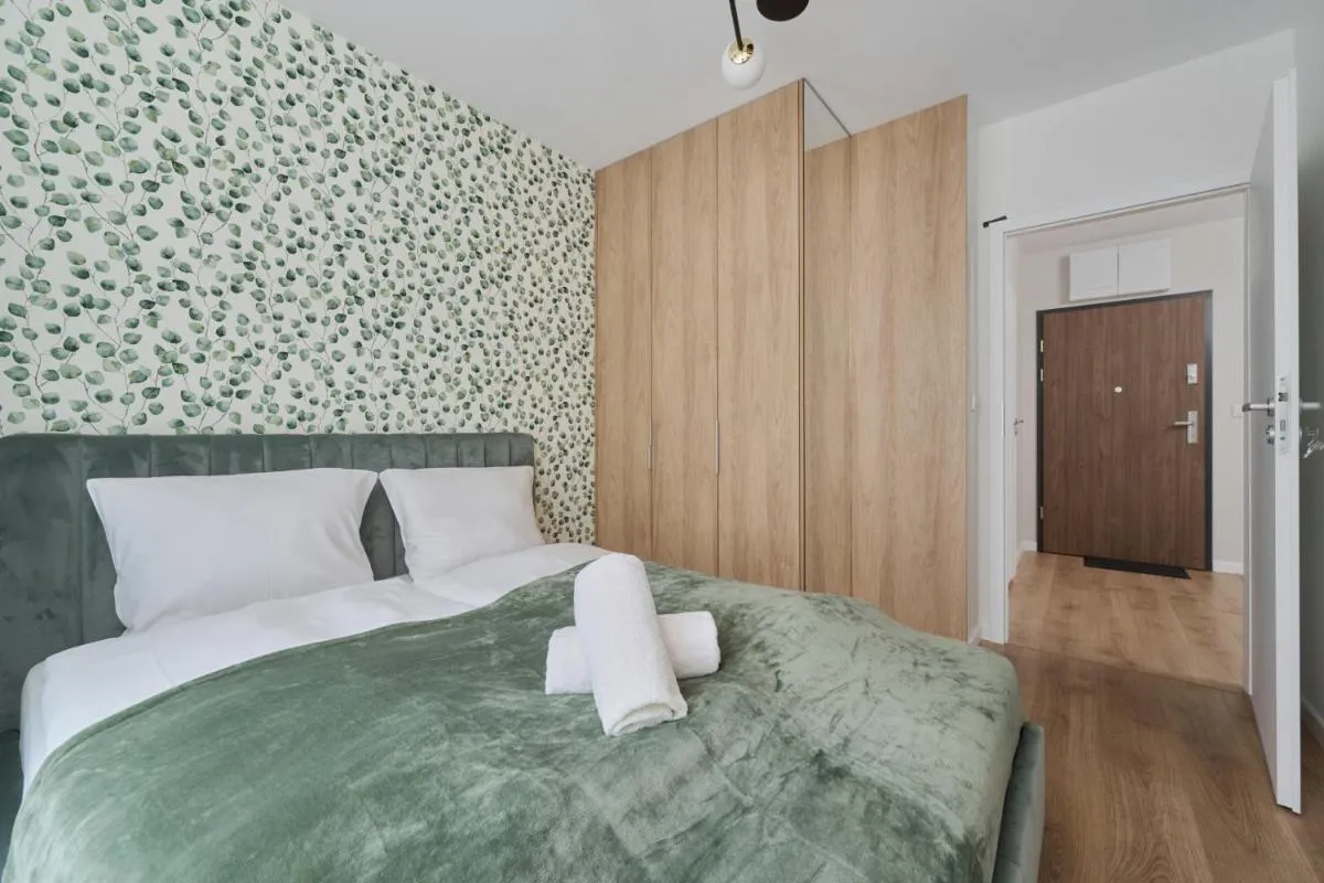 Image 6 of Beautiful 3-Bedroom Apartment Gwiaździsta 18 by Noclegi Renters