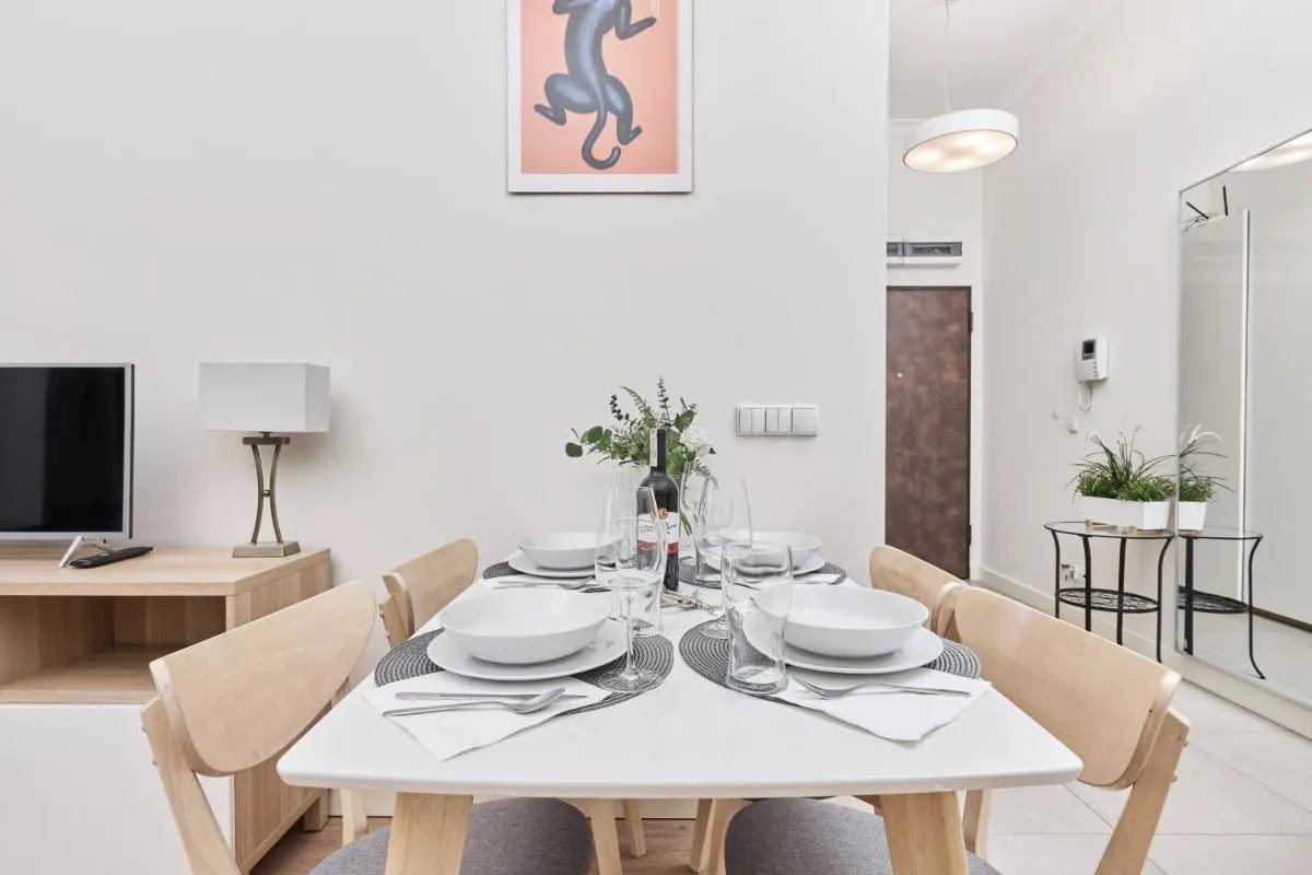 Image 4 of City Center Railway Station Apartment Piłsudskiego by Noclegi Renters