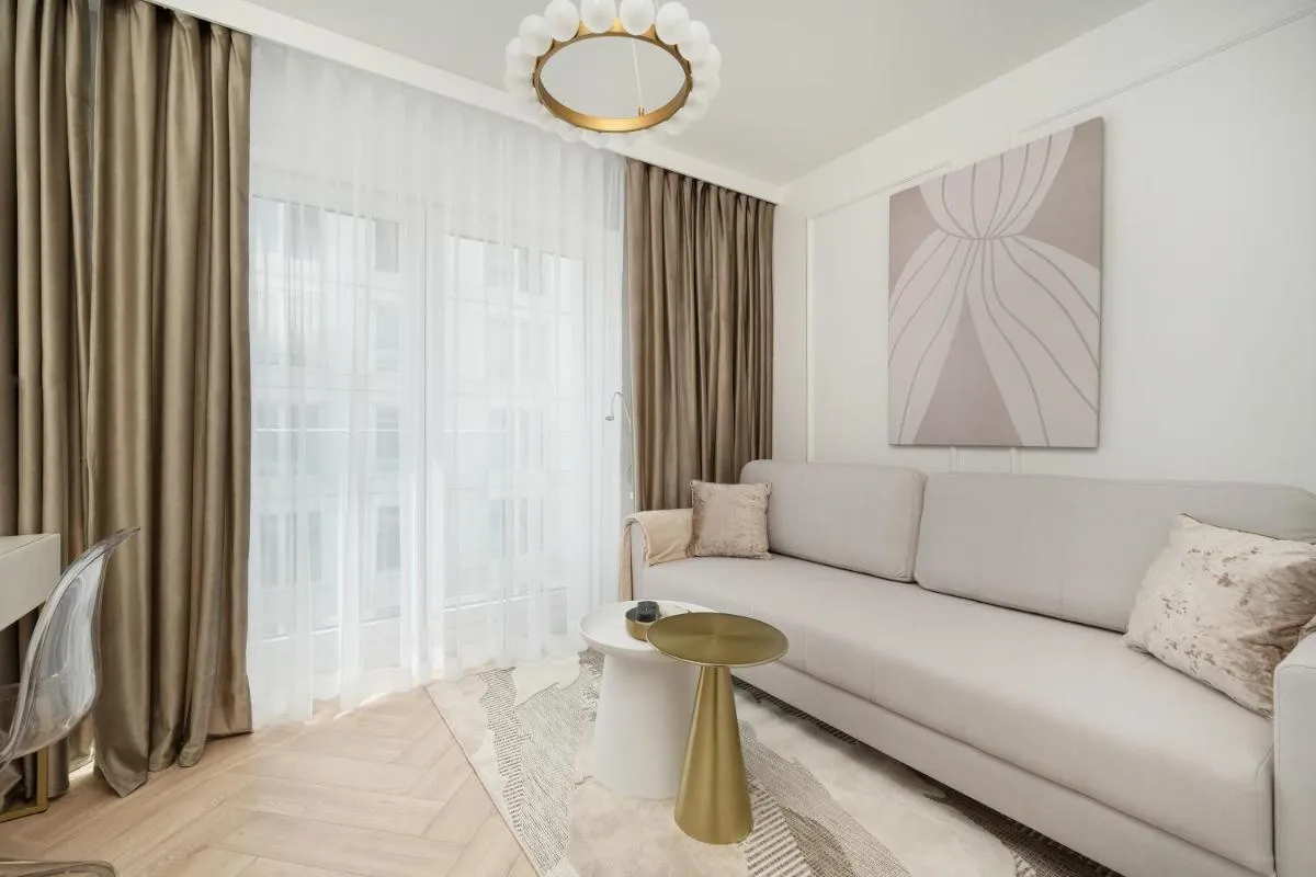 Image 5 of Eleganckie Apartamenty z Parkingiem Blisko Starego Miasta by Noclegi Renters