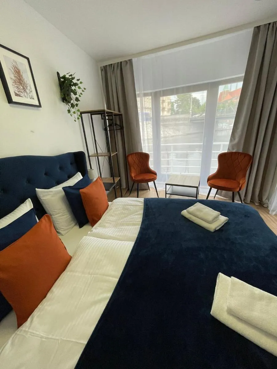 Image 3 of Great Polonia River Boat Apartments Wrocław