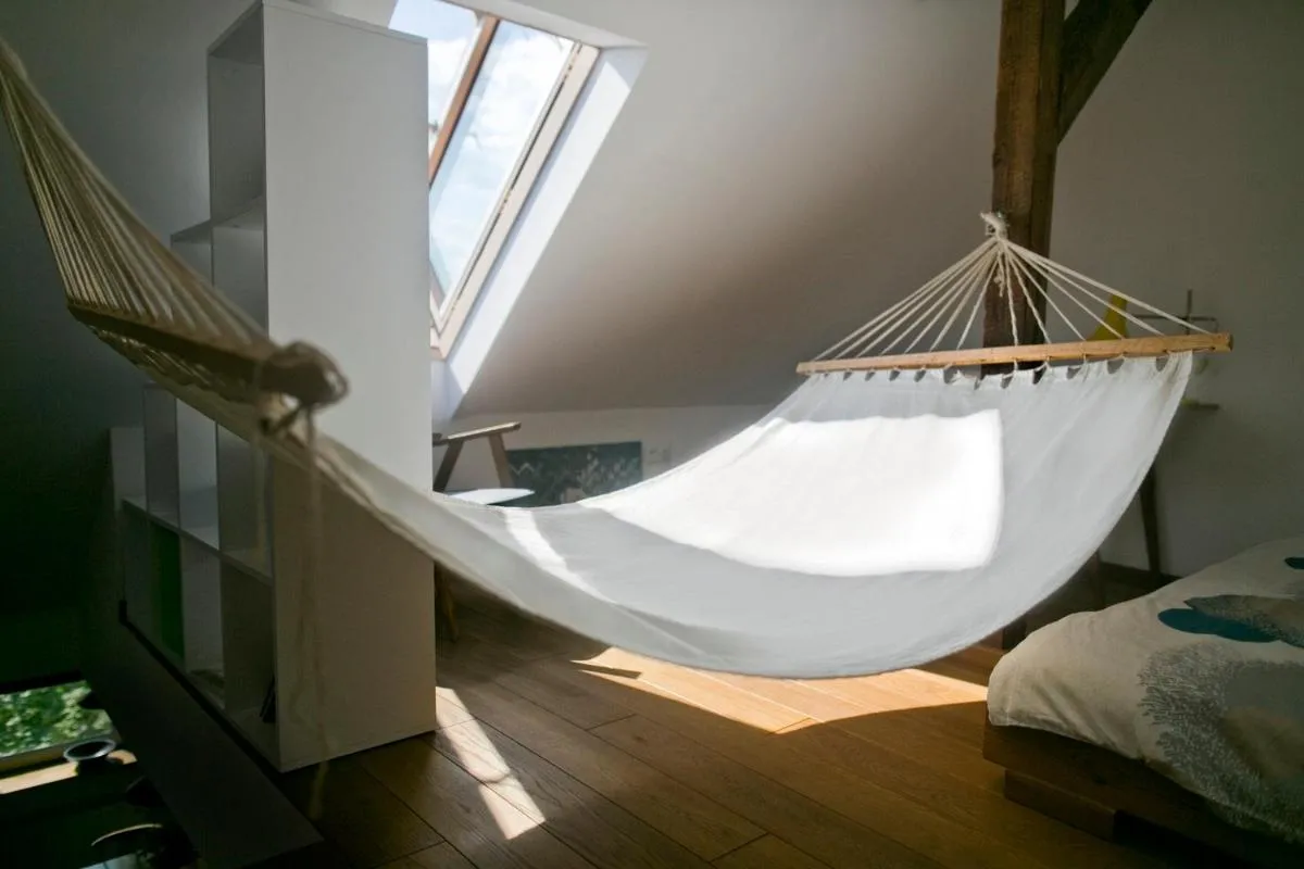 Image 1 of LEVELOFT – przestronny, stylowy apartament na zielonej ulicy w centrum