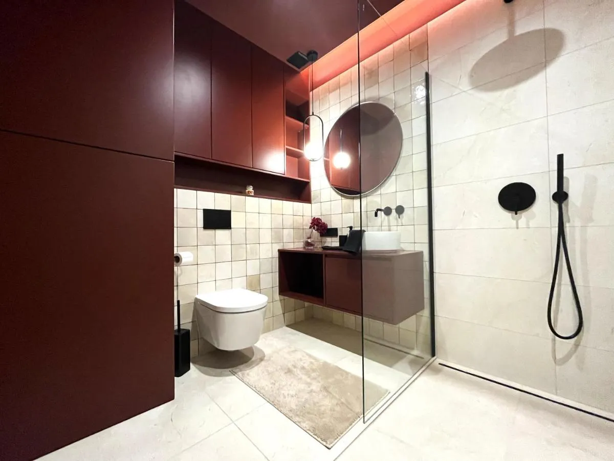 Image 2 of WYSZYŃSKIEGO Apartment – Self Check-In 20h – Parking &Lift