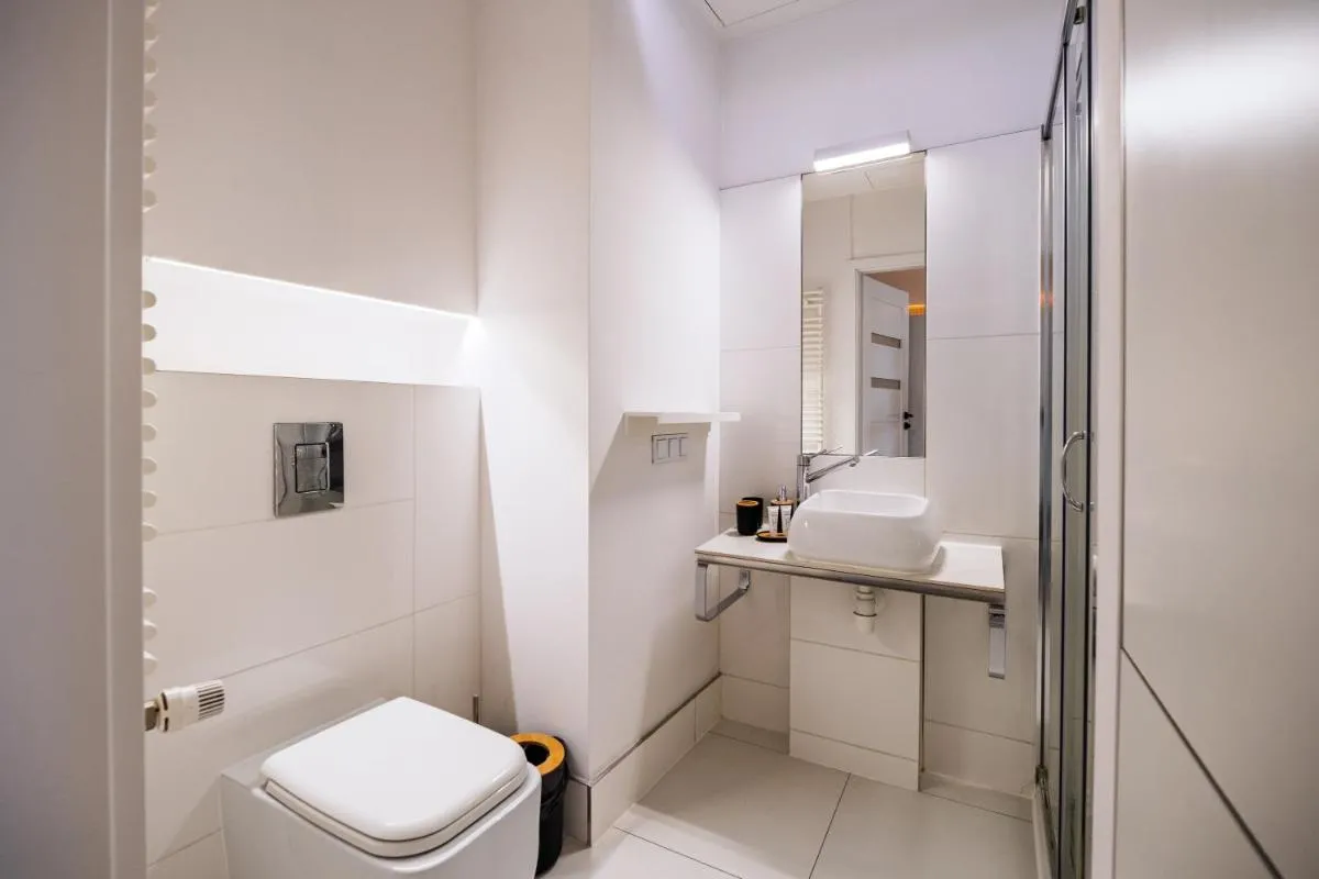 Image 2 of About Art Apartments – Ovo