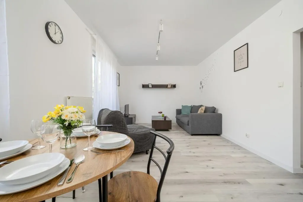 Image of Apartament Białowieska z aneksem kuchennym i balkonem by Noclegi Renters