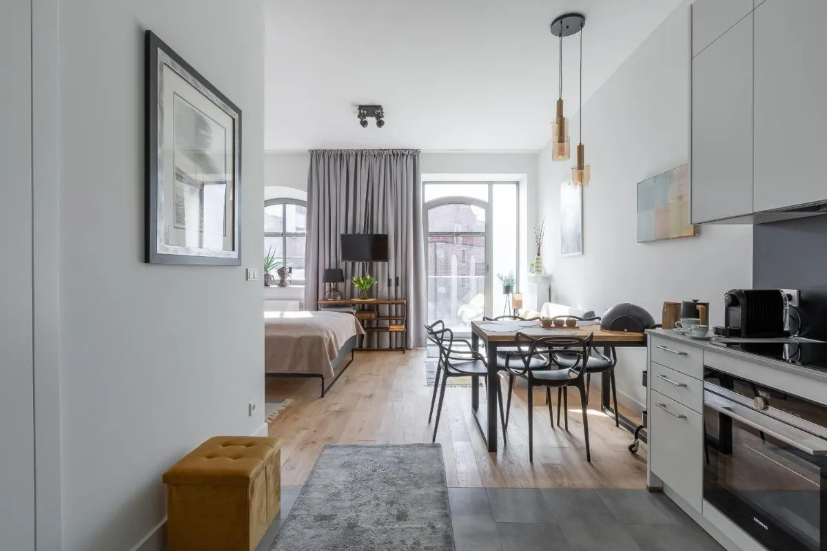 Image 2 of Apartament Słoneczny – Młyn Maria – Art Apartments