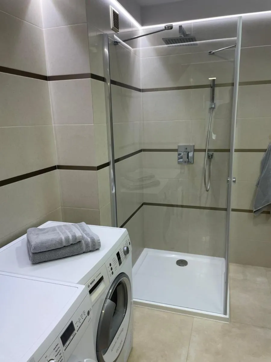 Image 2 of Apartament – jak w domu – 130m2 z Tarasem i ogródkiem