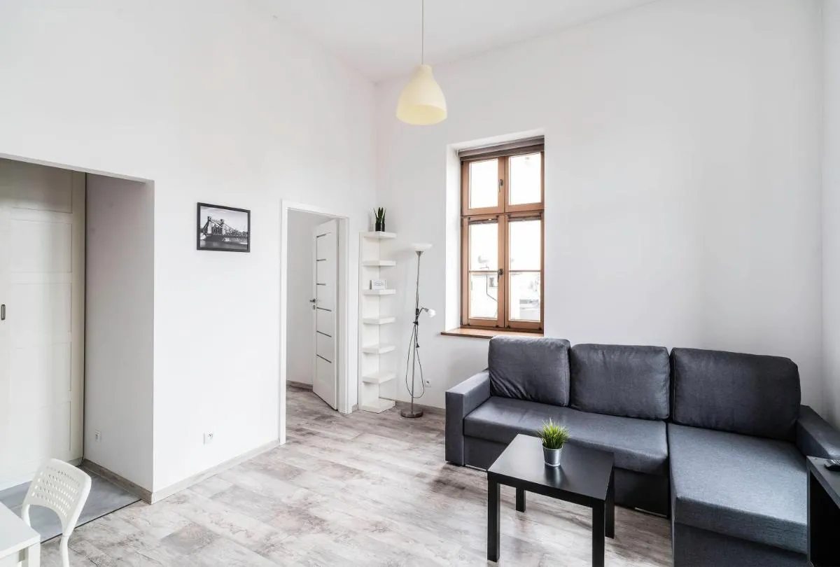 Image 6 of Apartament z osobną sypialnią w pięknej kamienicy w centrum