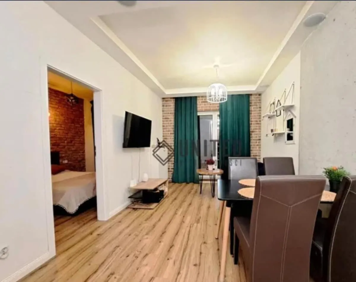 Image 3 of Apartment with terrace, next to the train station and OLD town