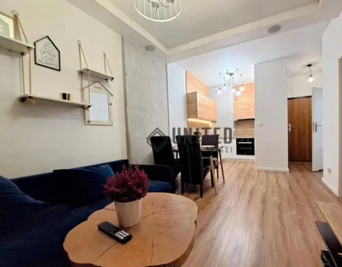 Image 4 of Apartment with terrace, next to the train station and OLD town