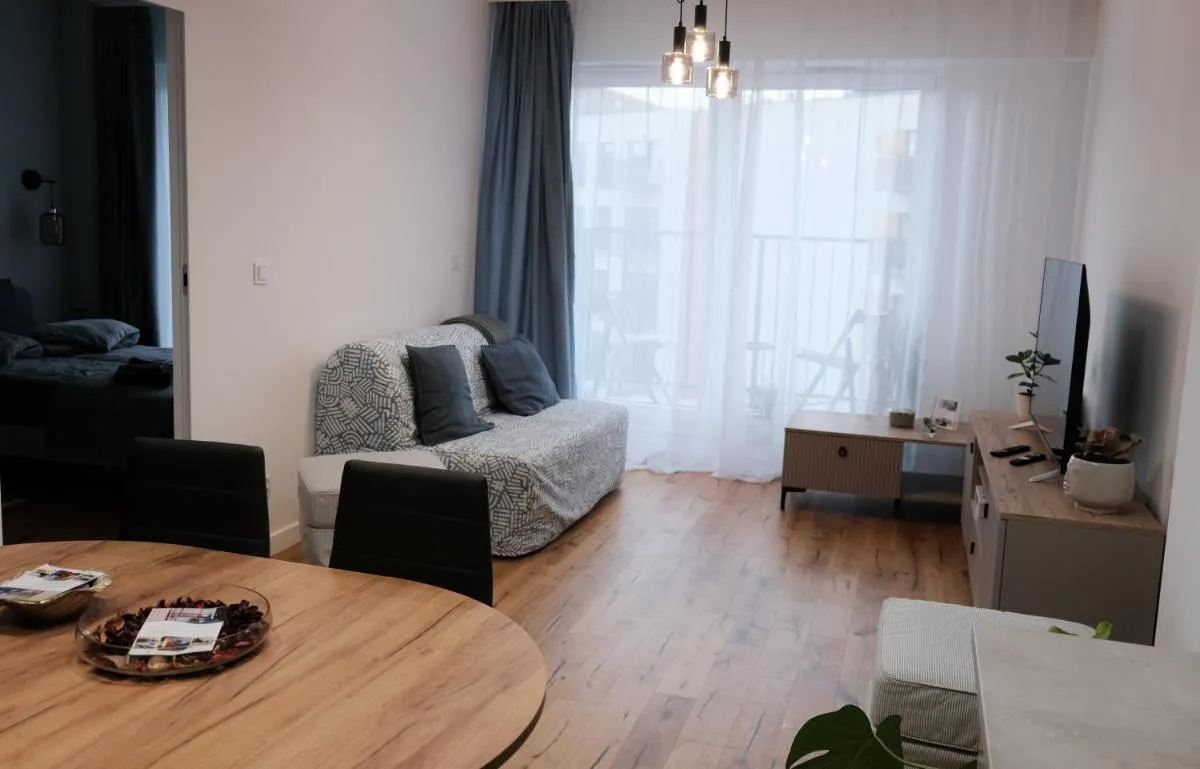 Image 4 of Apartments Space and More, Dmowskiego – 20 minut do RYNKU, Self Check-In 24H, Parking