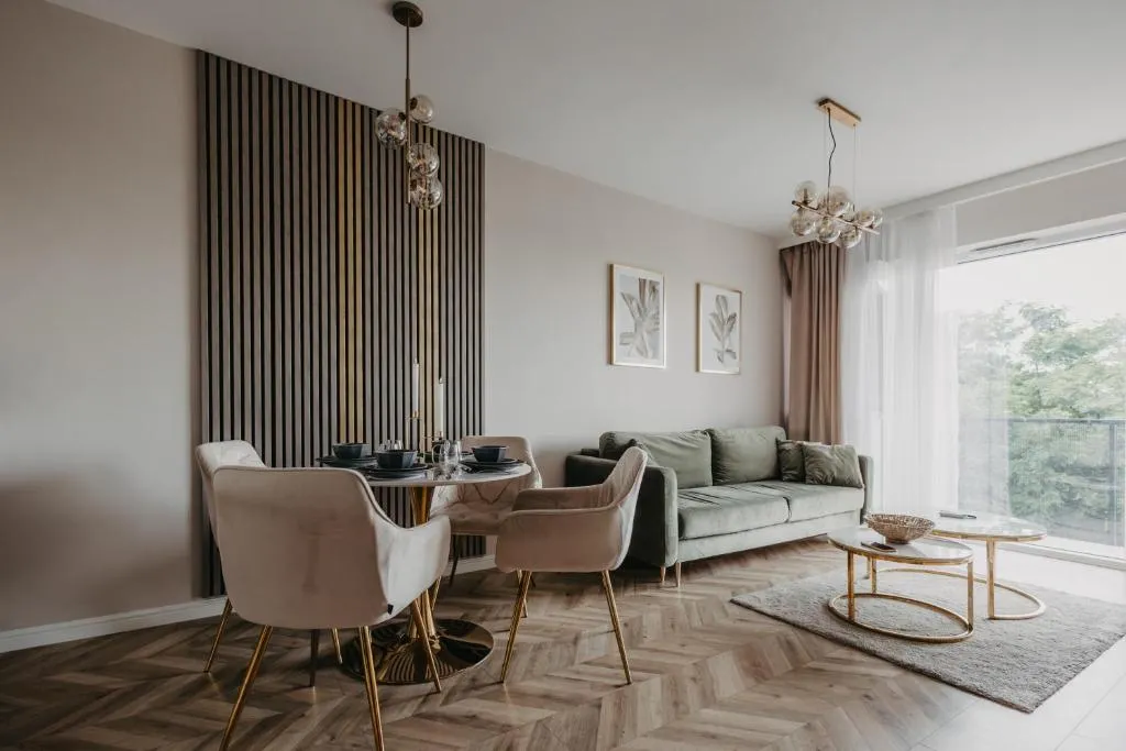 Image of Balcony & Parking, Modern Elegant Apartment! Near Tram