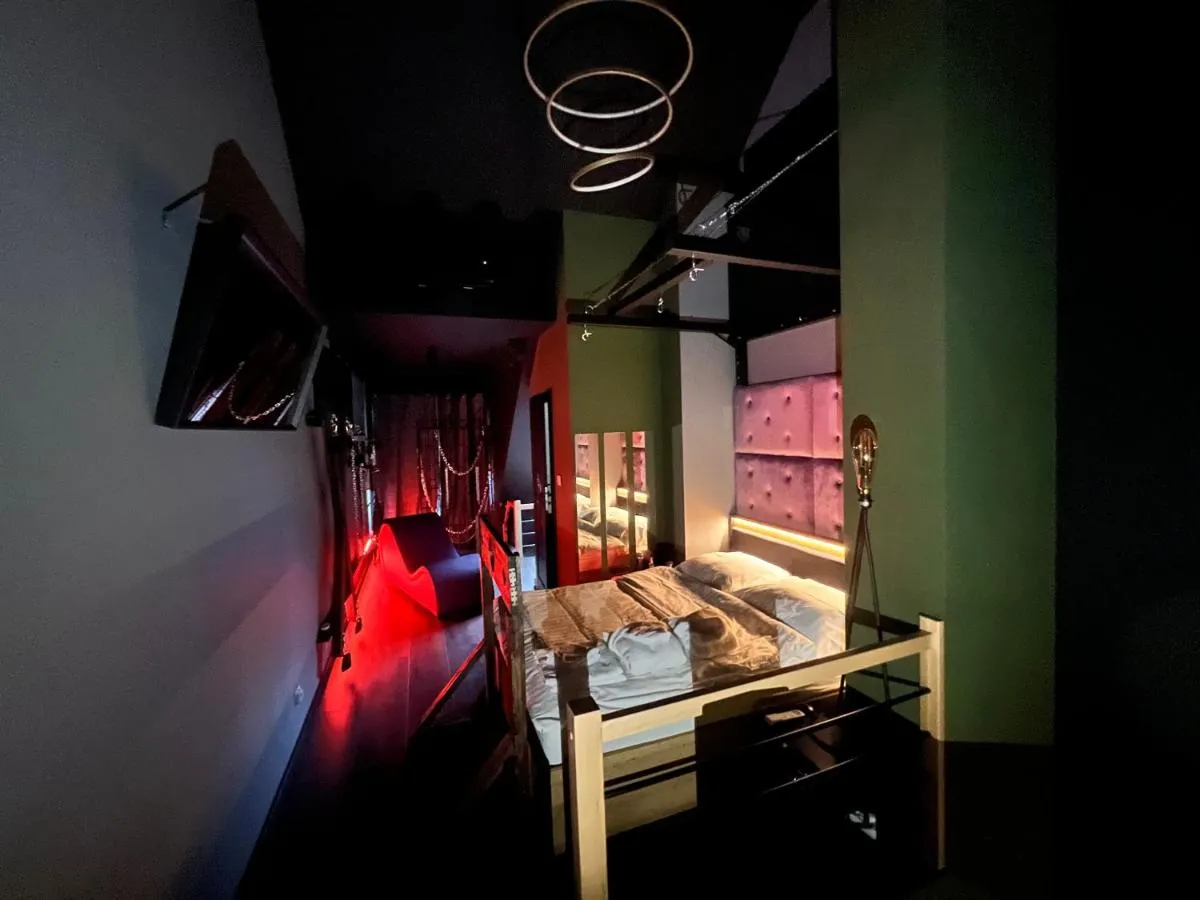 Image 5 of BeDS&More