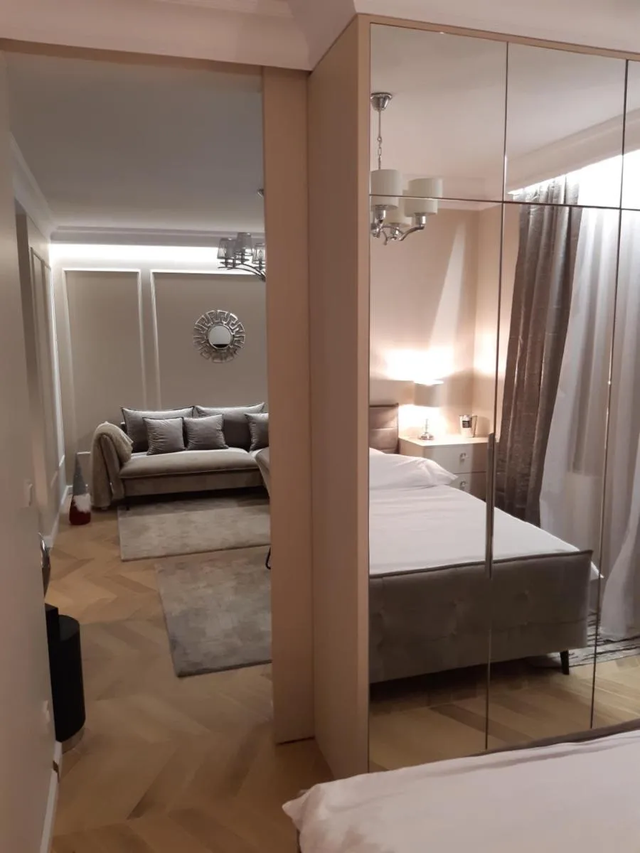 Image 6 of Beige MOOD City Apartment