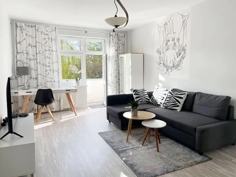 Image of Bright apartment by the park & the river