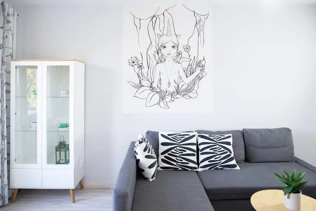 Image 6 of Bright apartment by the park & the river