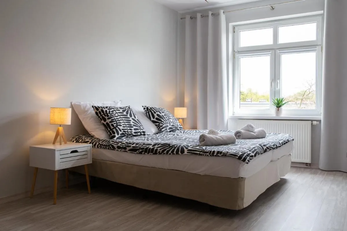 Image 2 of Bright apartment by the park & the river