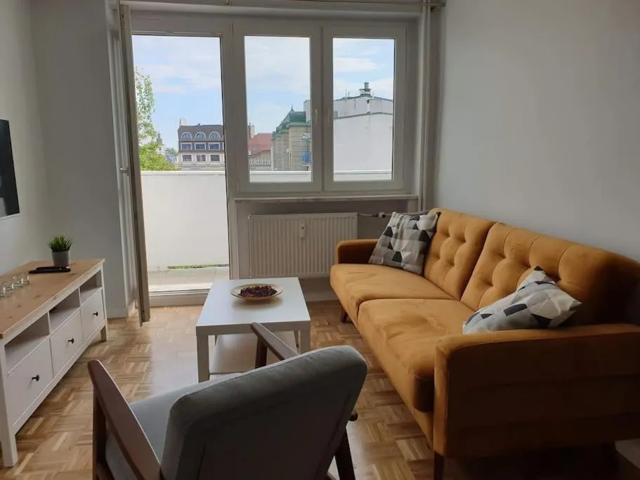 Image 2 of Duplex 250 m from Market Square