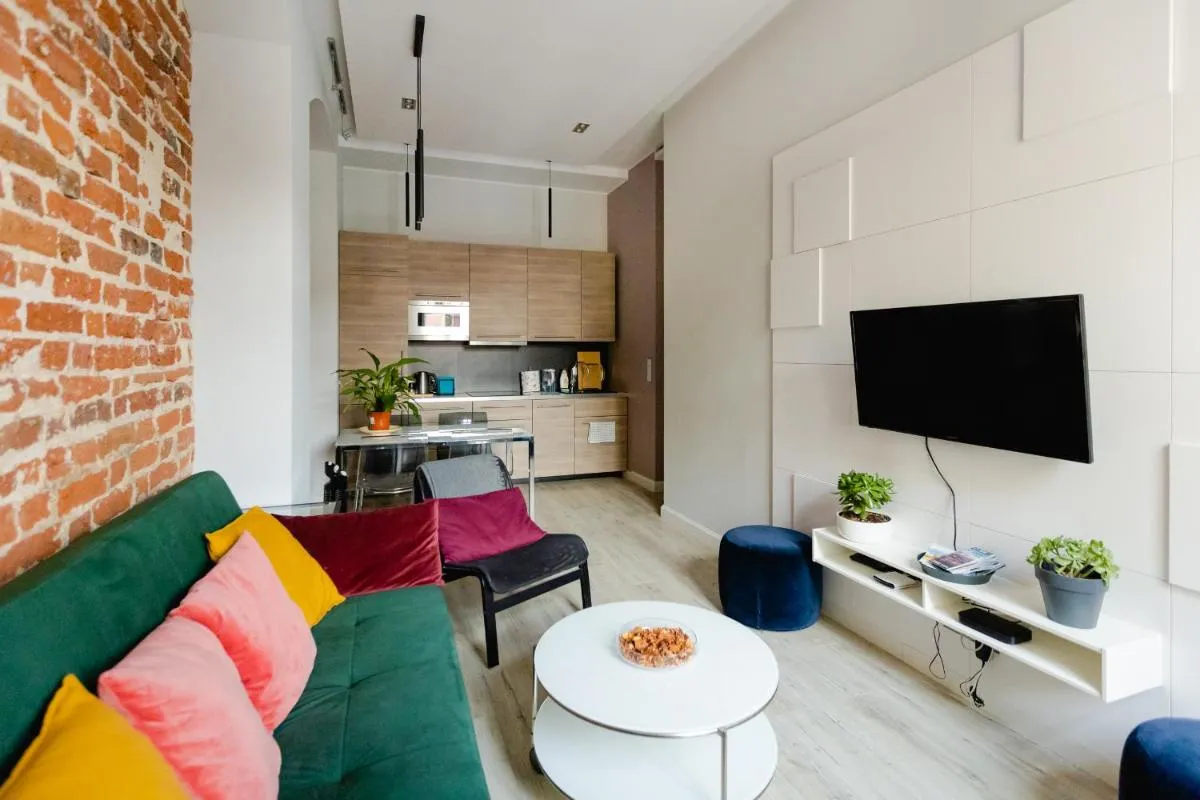 Image 6 of Elegant 2BR, Amazing Old Town Views, Plac Solny Walk to Rynek! Amenities