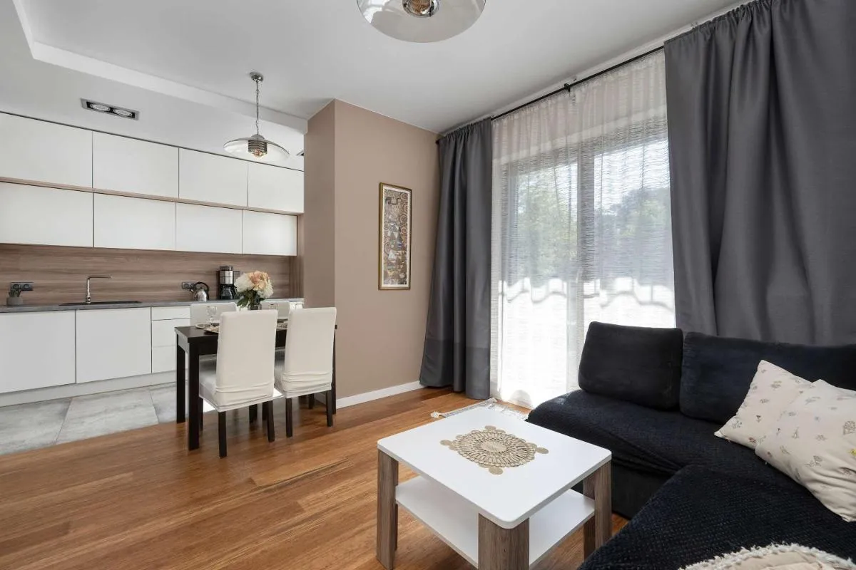 Image 5 of Elegant Apartment Ślężna in Wrocław with Parking by Noclegi Renters