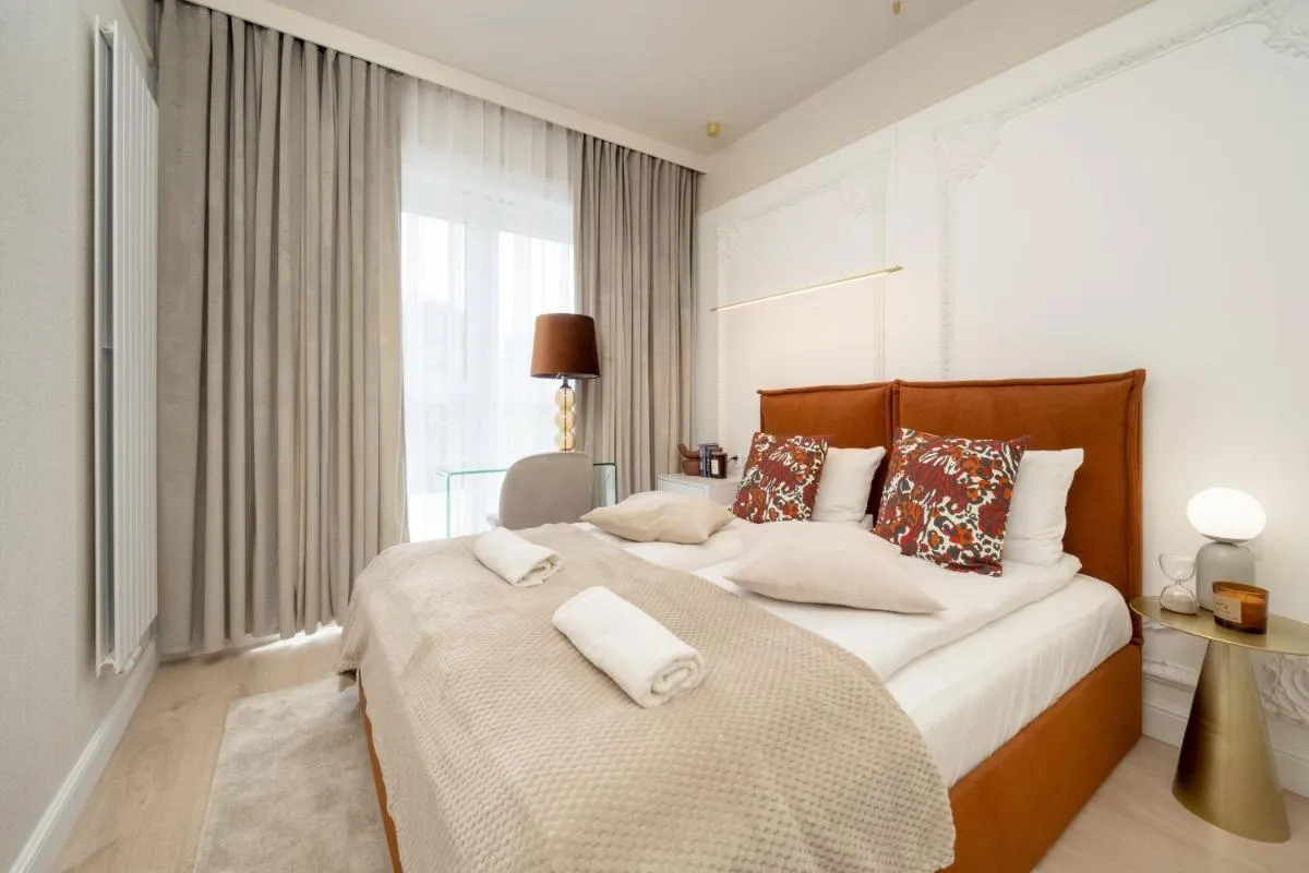Image 1 of Elegant Apartment with Parking on Kępa Mieszczańska Wrocław by Renters Prestige