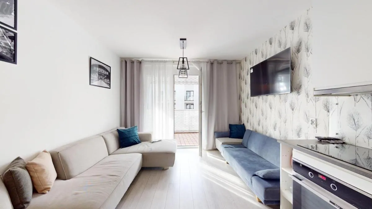 Image 3 of Family House by the River Odra -PANORAMIC TERRACE – 3Room Apartment with 2 separate bedrooms and 2 balconies by WroApart-PL- Perfect for Family & Business Stays