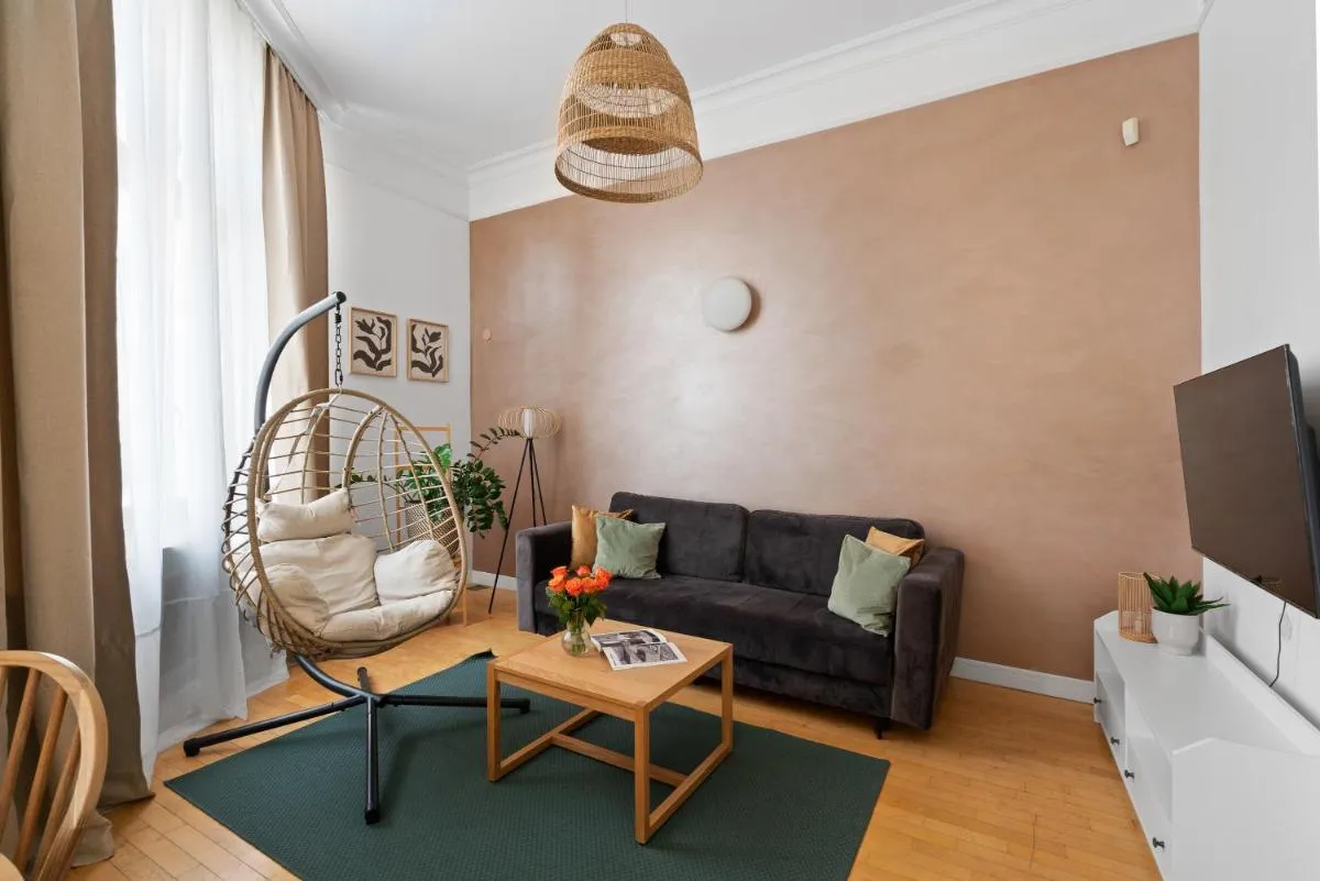 Image 1 of Golden Market Square – 3Rooms, 90m2 of Comfort & Quiet – AS HOME Apartamenty R502