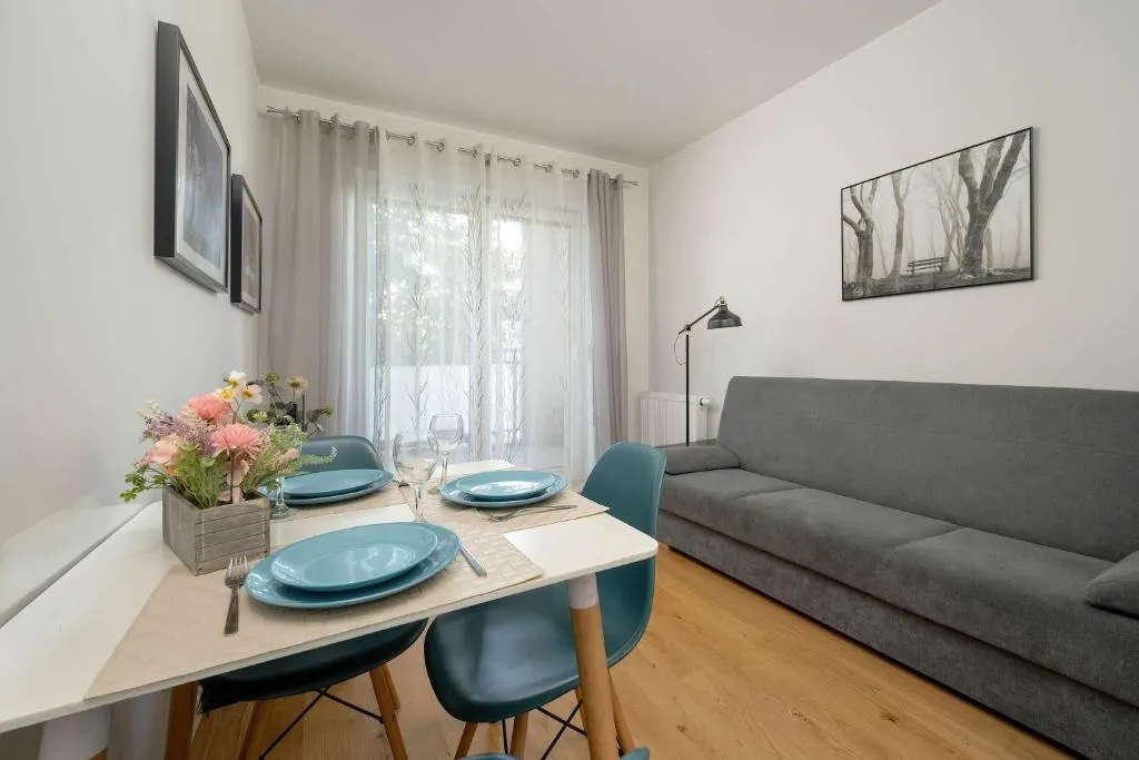 Image of Jesionowa 37 Elegancki Apartament i Parking by Noclegi Renters