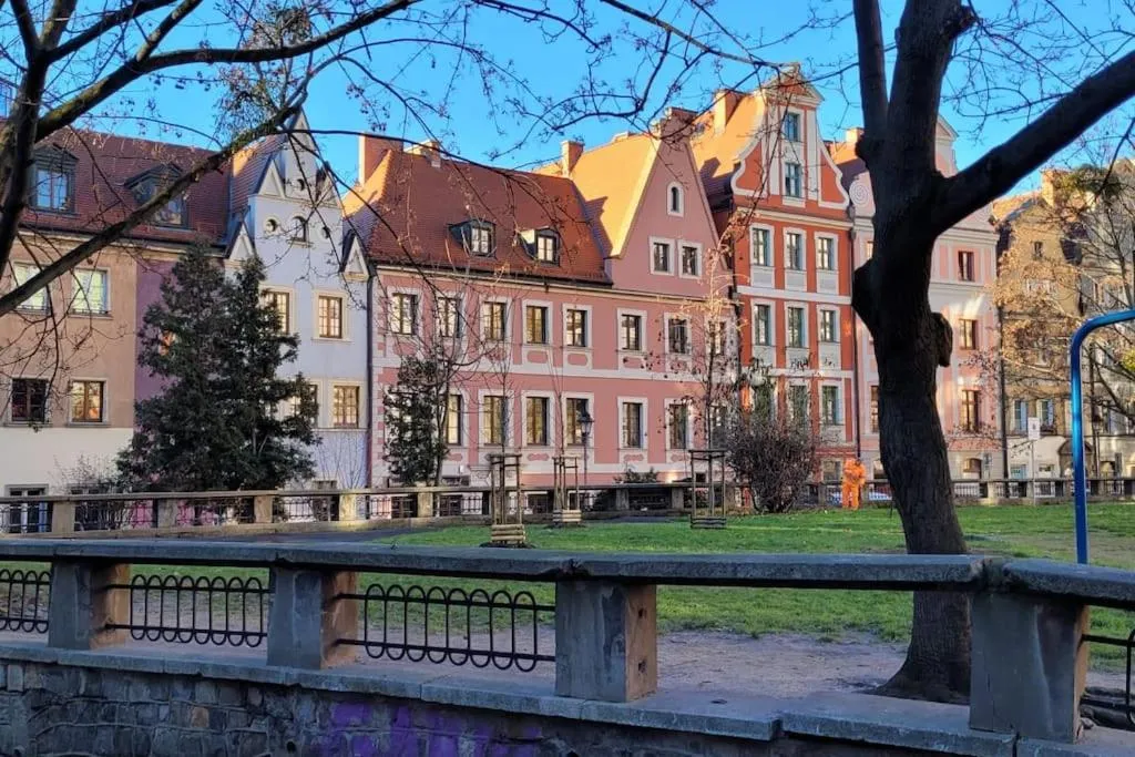 Image of Klimatyczne mieszkanie w Rynku