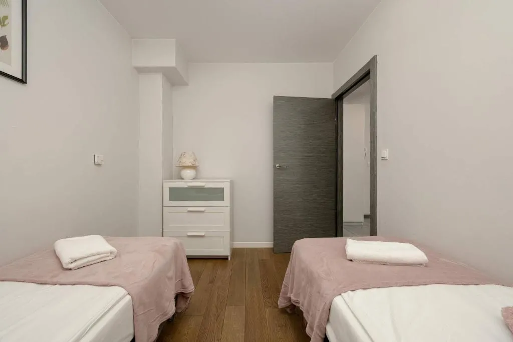 Image of Kukuczki 7 Stylowy Apartament we Wrocławiu by Noclegi Renters