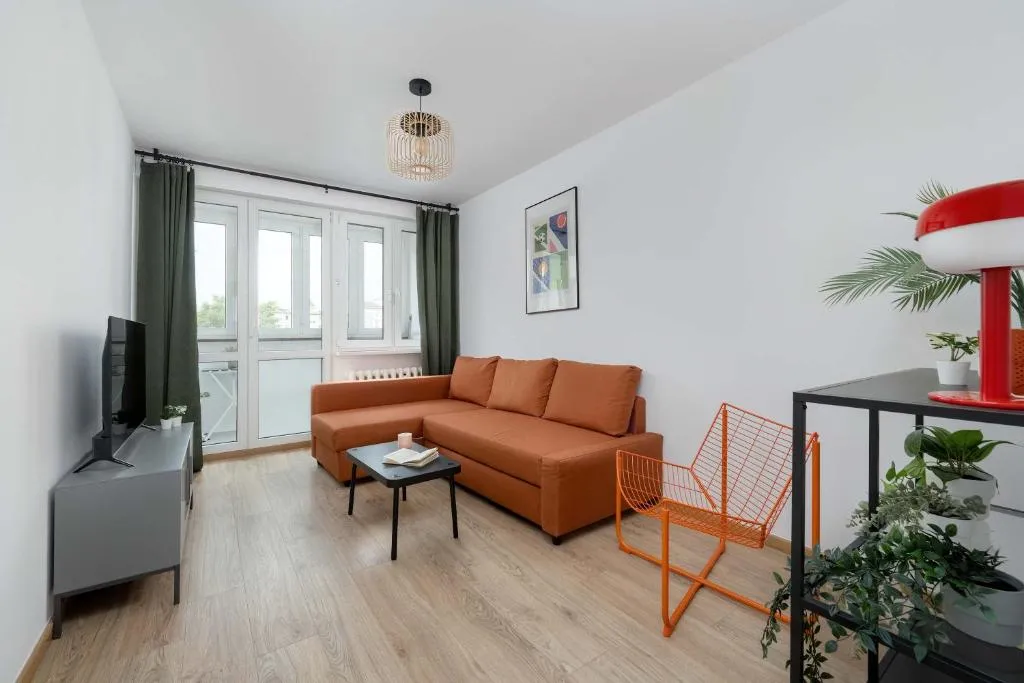 Image of Large Apartment in Wrocław Center on the Market with 3 Bedrooms and Balcony by Noclegi Renters