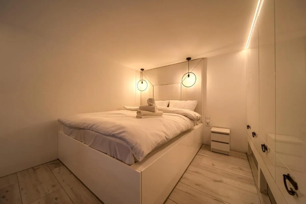 Image 6 of Loft Studio with Mezzanine