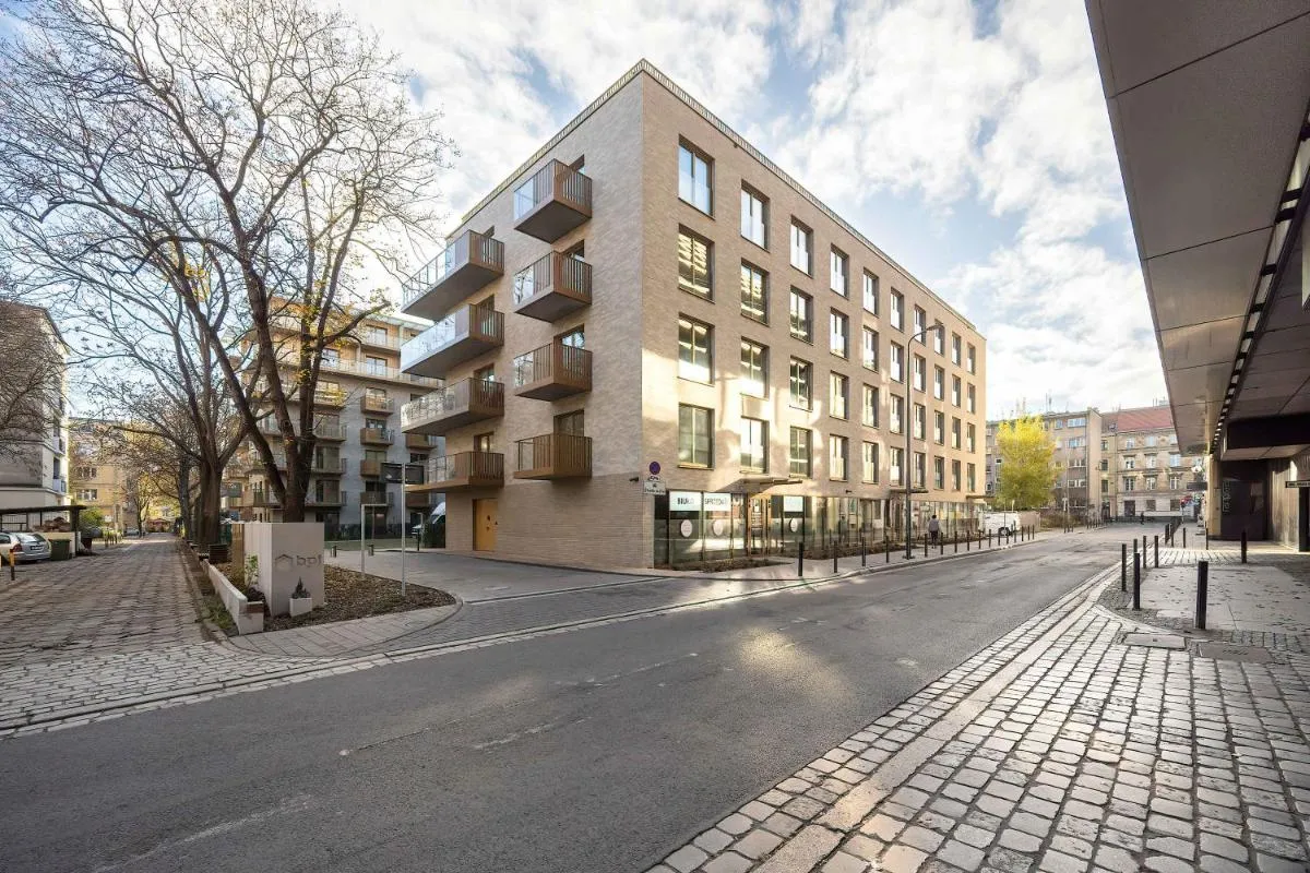 Image 4 of Luksusowy Apartament w Centrum Wrocławia Blisko Parku z Klimatyzacją w Salonie by Noclegi Renters