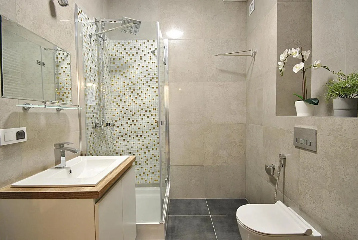 Image 2 of Luxury Apartments