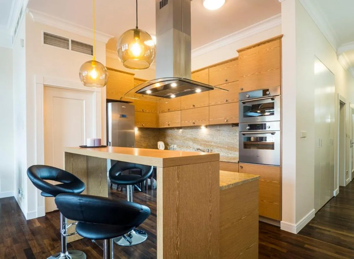 Image 4 of Majestic Residence -150m2 with Iconic Market Square View AS HOME Apartamenty R506