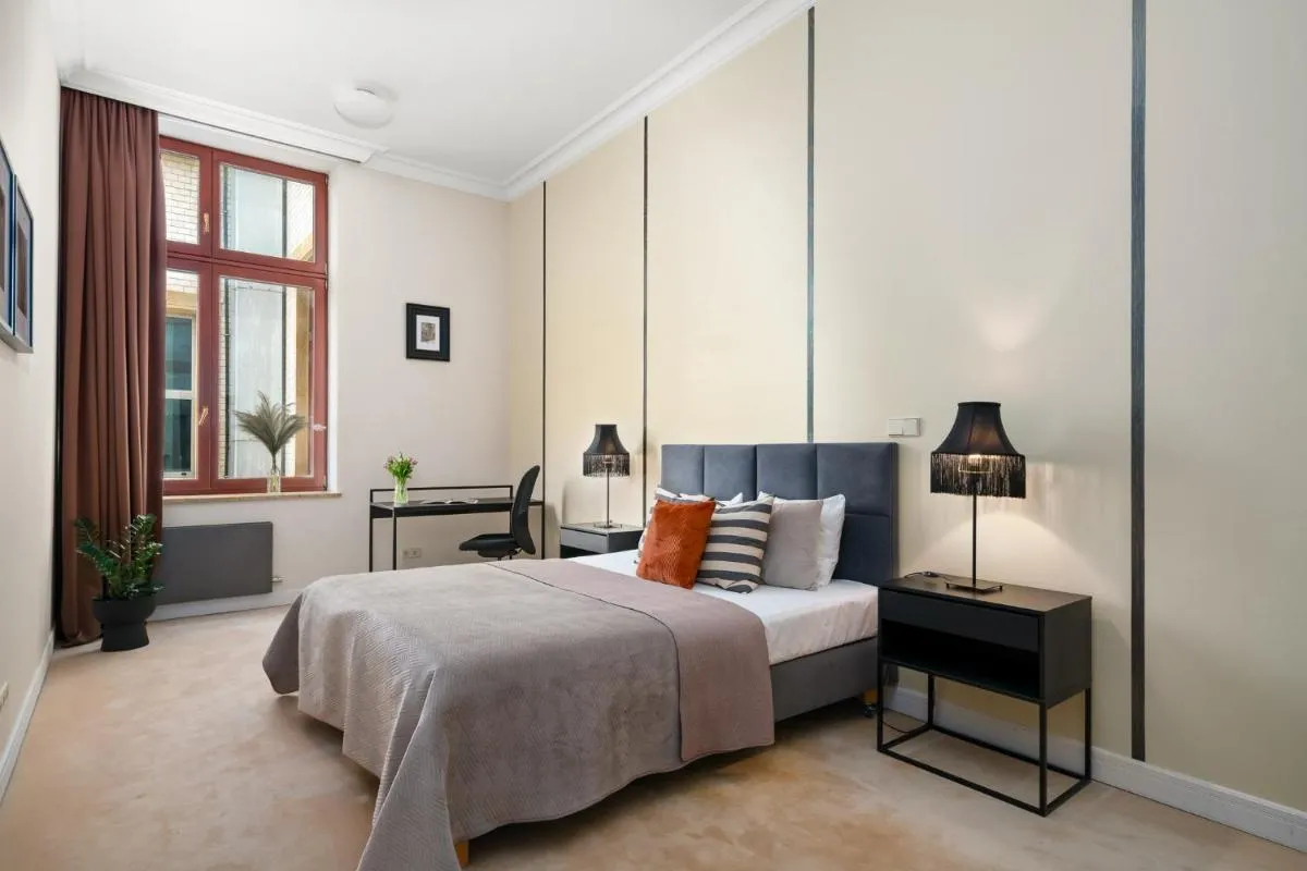 Image 6 of Majestic Residence -150m2 with Iconic Market Square View AS HOME Apartamenty R506