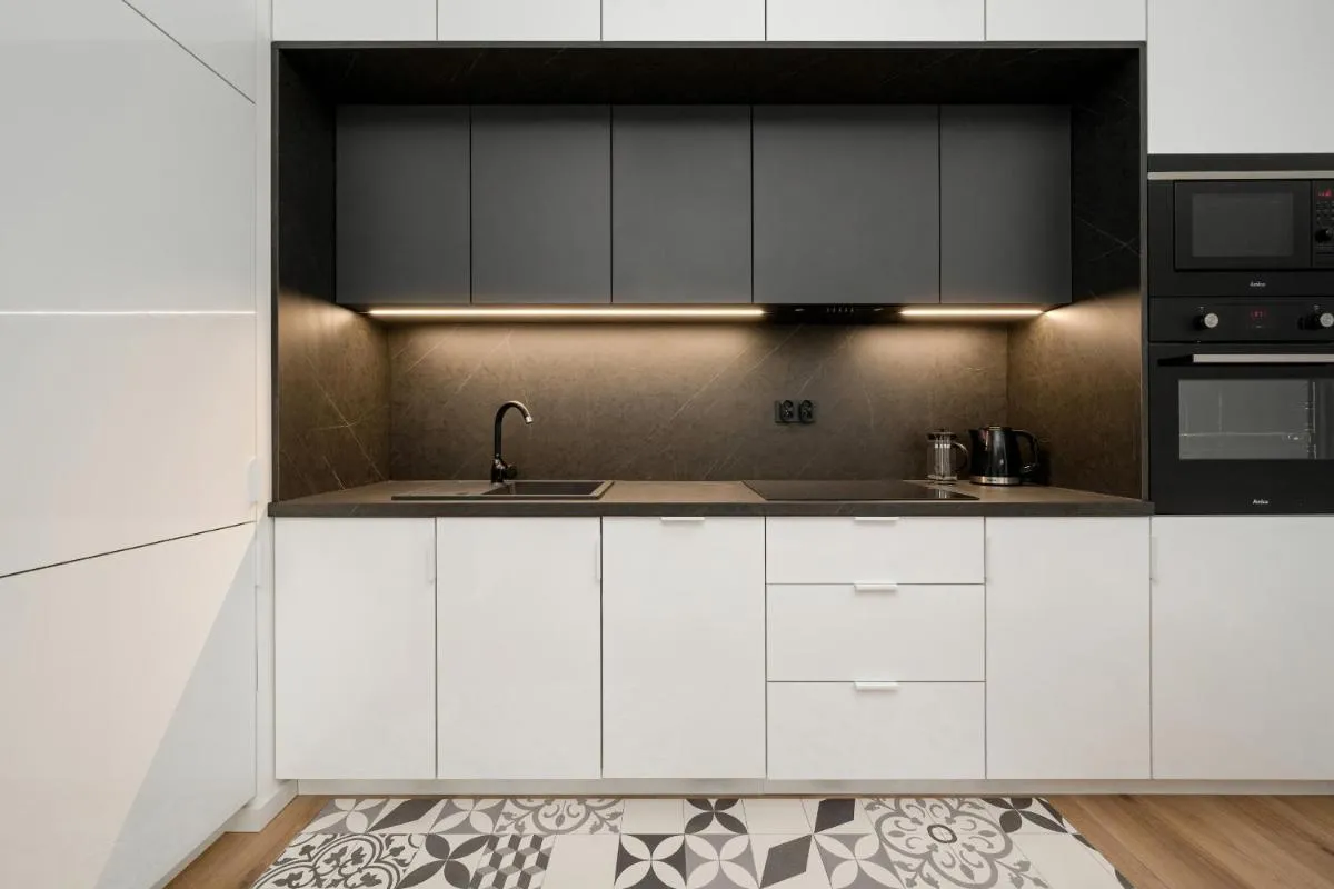 Image 4 of Mieszczańska Modern Apartment with Balcony & Free Parking Wrocław by Noclegi Renters