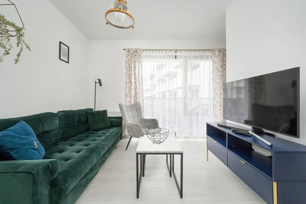 Image of Modern Classic Studio Apartment in Kępa Mieszczańska by Noclegi Renters