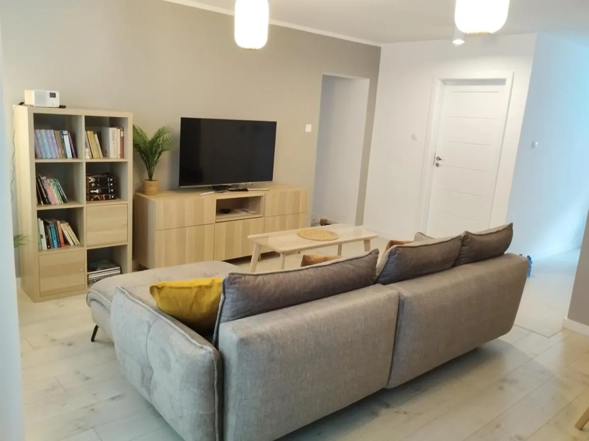 Image 4 of Moon Apartment